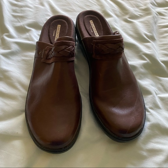 Clarks Brown Leather Clogs - Picture 2 of 6